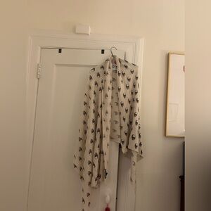 EUC Skull Cashmere Cream and Black Scarf, OS